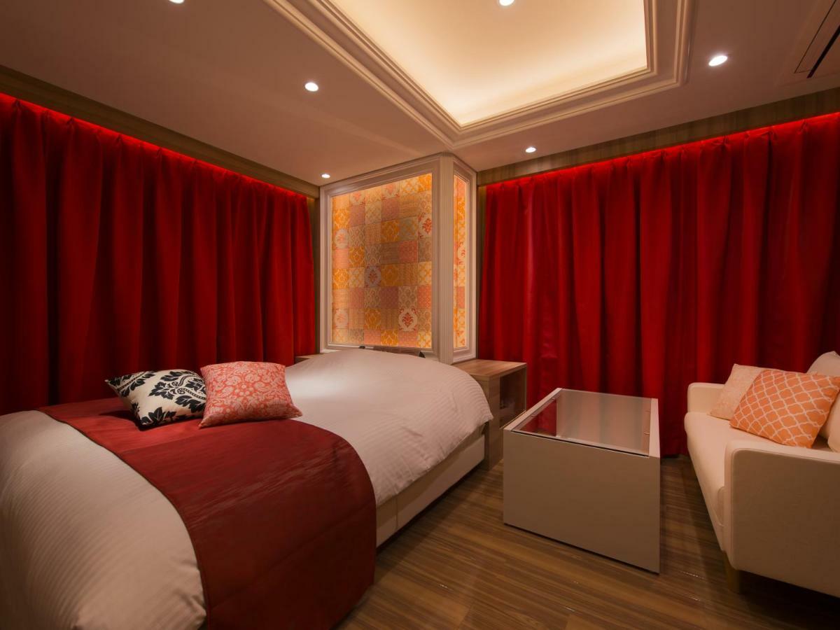 Hotel Crest Hirai (Adults Only) Токио Екстериор снимка